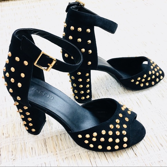 torrid black heels